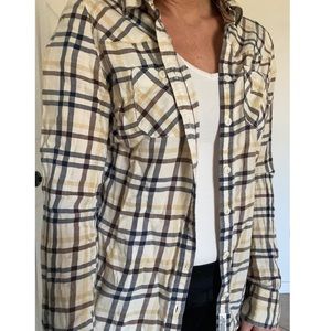 Light weight Aeropostale flannel